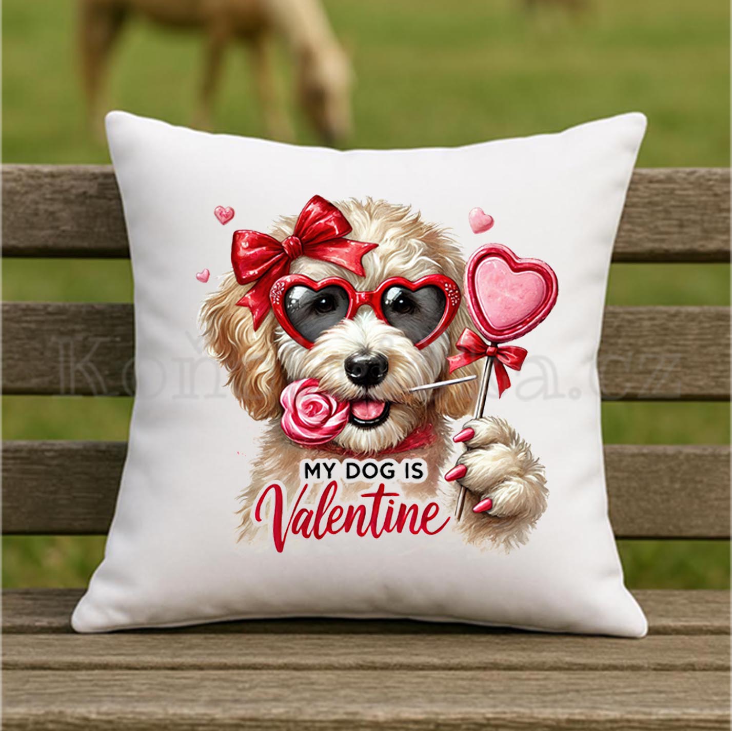 Polštářek 40x40cm s výplní MY DOG IS VALENTINE - bílý